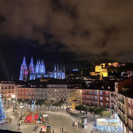 Burgo Apartamento Turistico Plaza Mayor מראה חיצוני תמונה