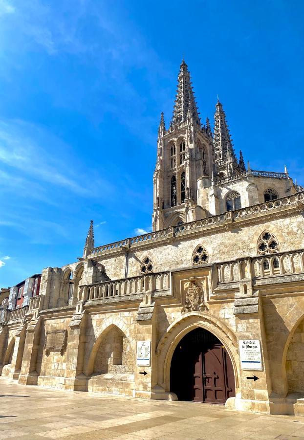 Burgo Apartamento Turistico Plaza Mayor מראה חיצוני תמונה