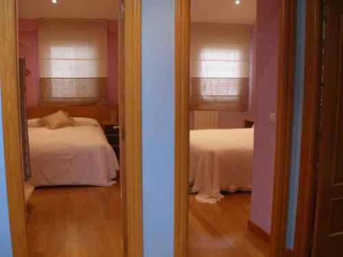 Burgo Apartamento Turistico Plaza Mayor מראה חיצוני תמונה